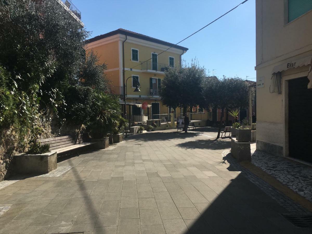 Il Giardino Segreto Hotel Теларо Екстериор снимка